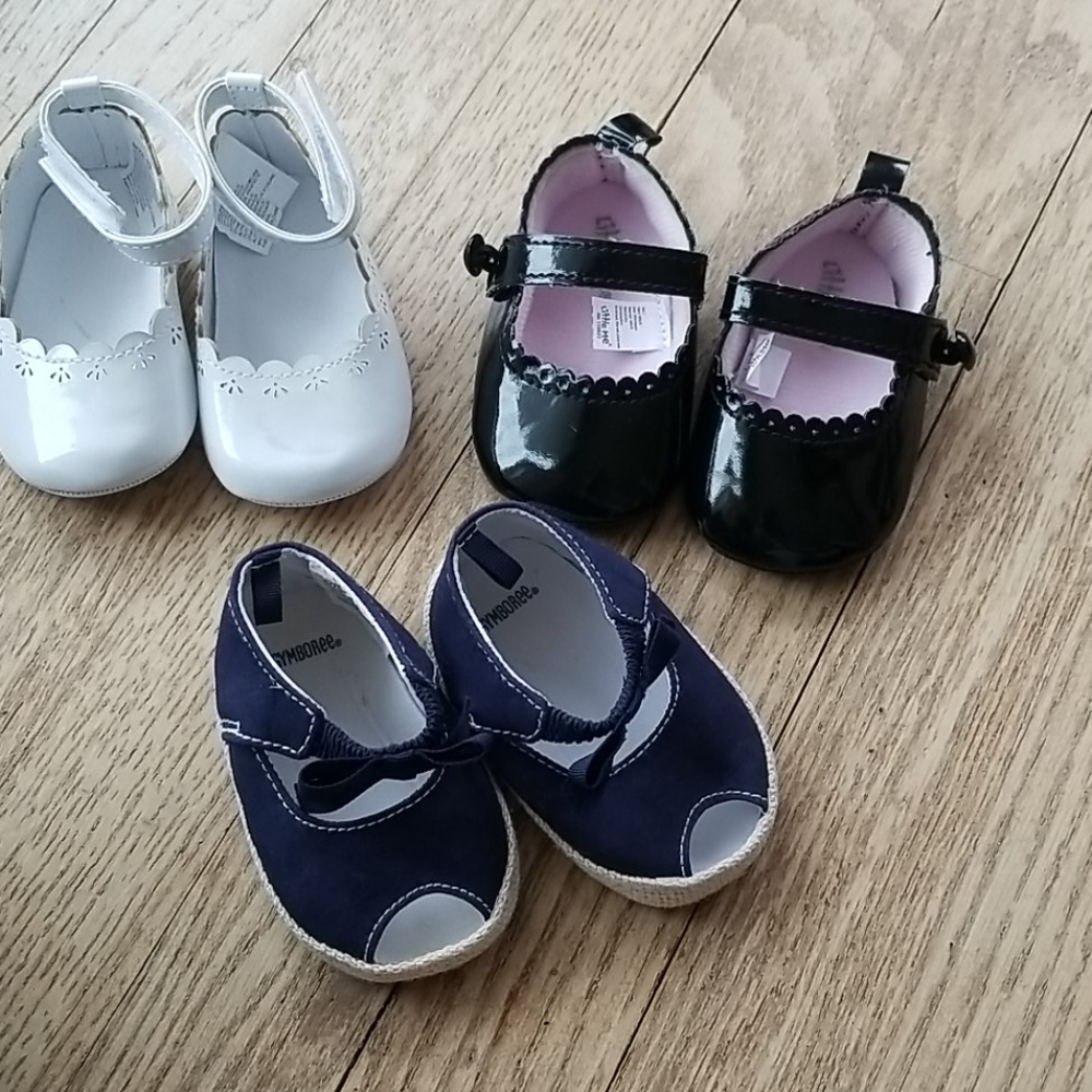 3 Pairs of Baby Girl Crib Shoes, Size 2!
